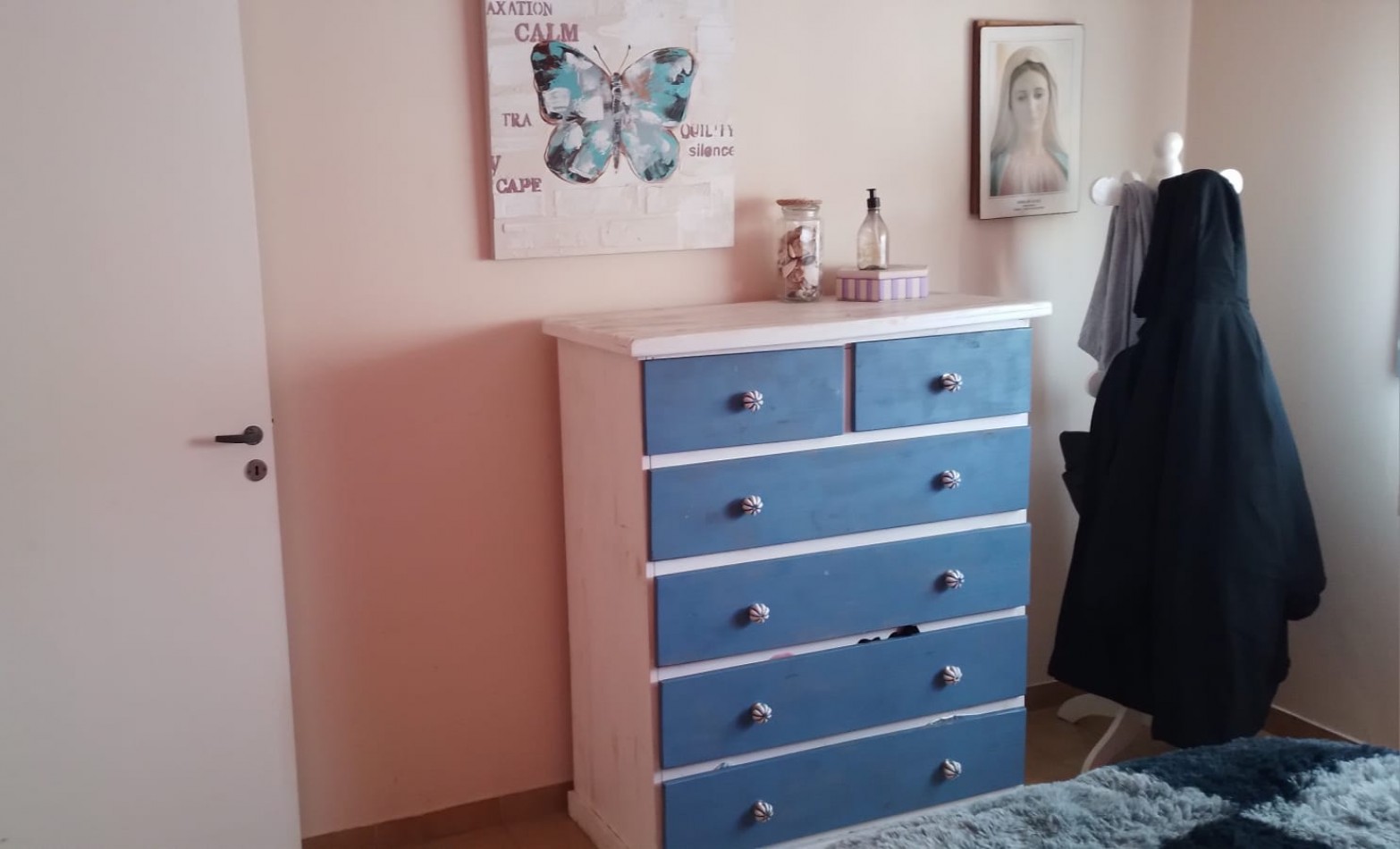 HERMOSA CASA EN BARRIO LUJAN