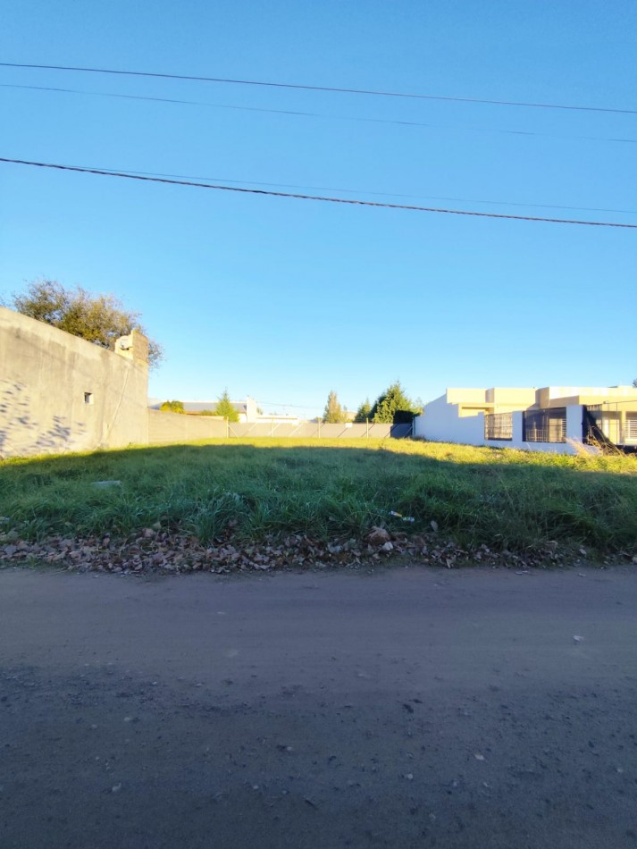 LOTE EN VILLA AURORA