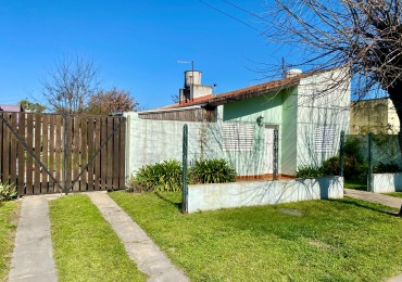 CASA EN B.LOS ROBLES